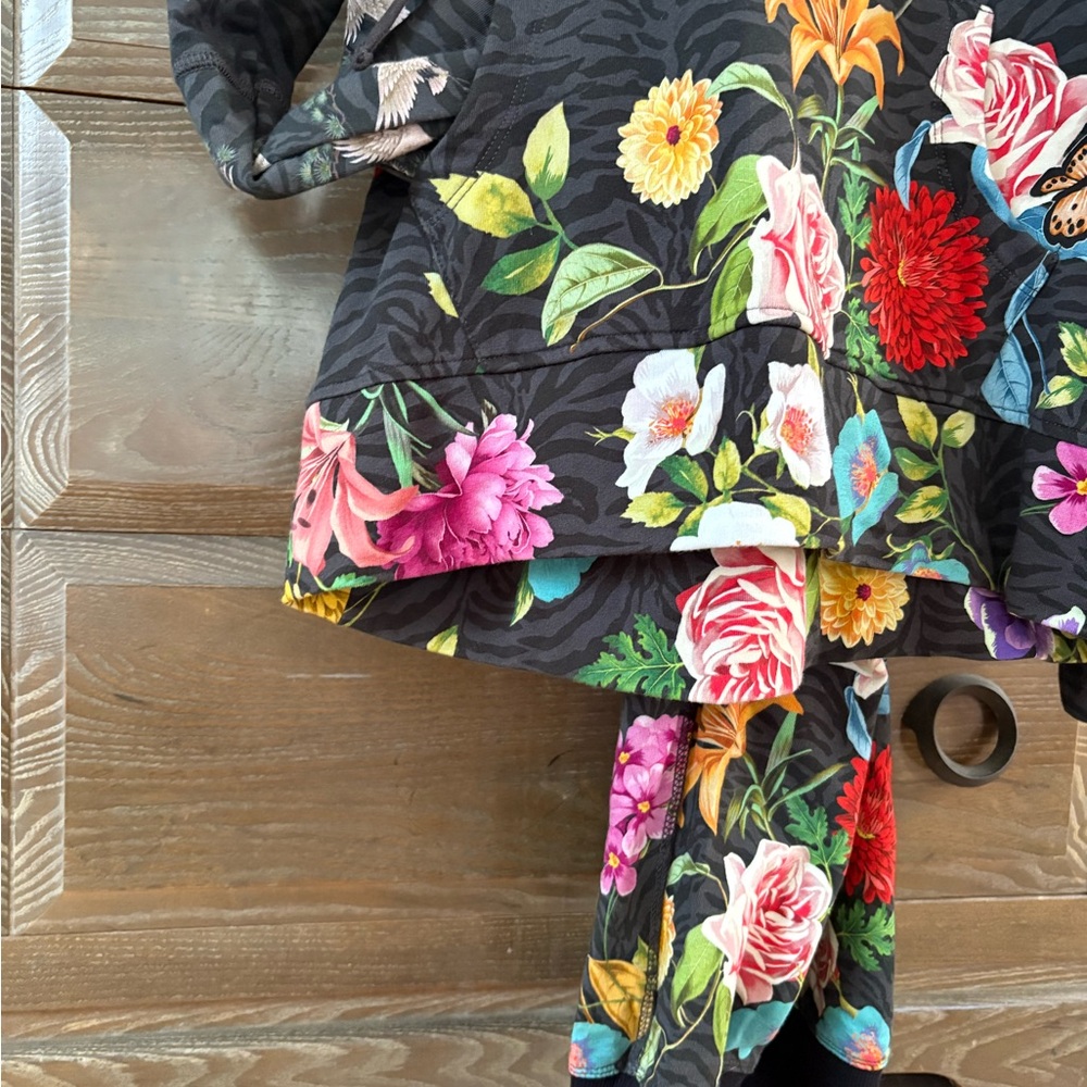Johnny Was hoodie and sweatpants set both medium EUC - Picture 6 of 10